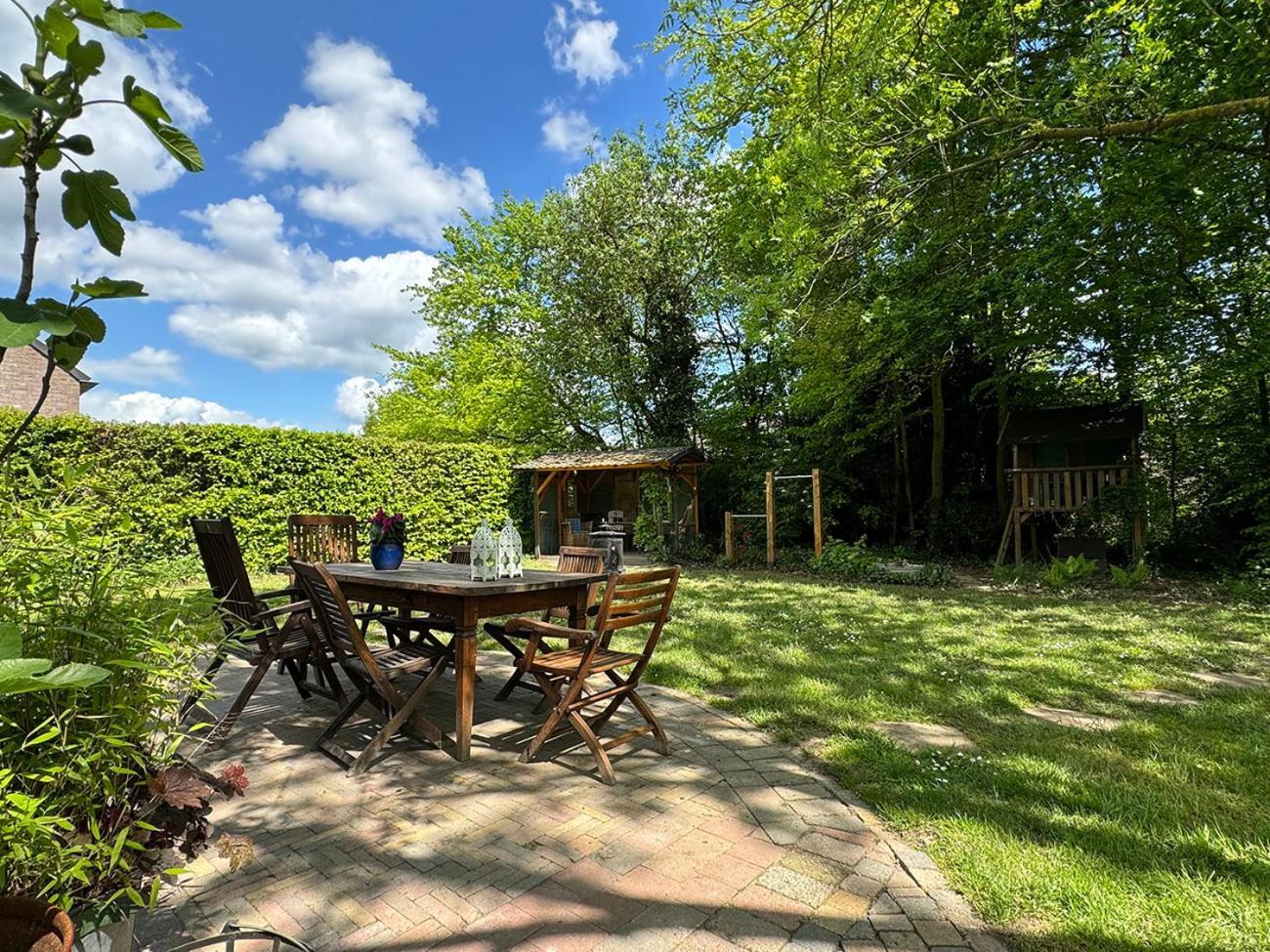 Supergezellig Vakantiehuis Met Hele Grote Tuin Bij Nijmegen Ewijk Extérieur photo