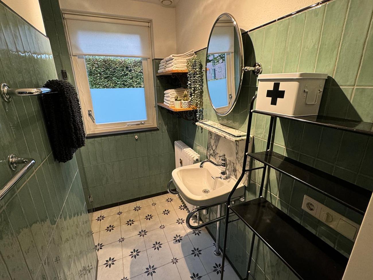 Supergezellig Vakantiehuis Met Hele Grote Tuin Bij Nijmegen Ewijk Extérieur photo